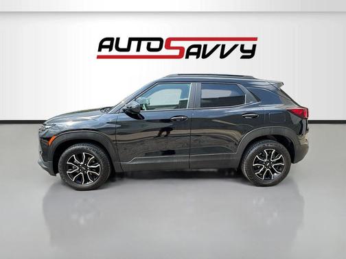 Mosaic Black Metallic 2026 Chevrolet Trailblazer ACTIV
