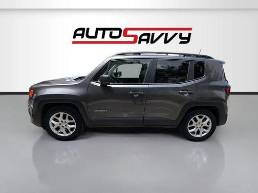 Granite Crystal Metallic Clearcoat 2018 Jeep Renegade Latitude