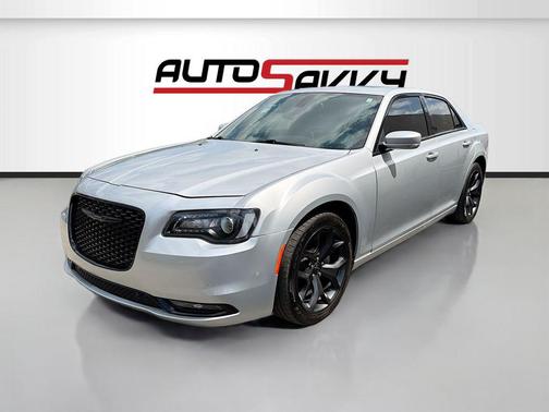 2022 Chrysler 300 S