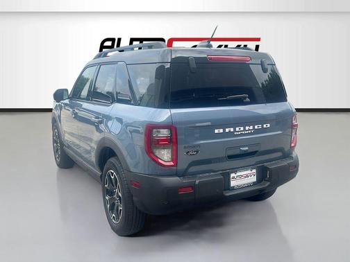 Azure Gray Metallic Tri-Coat 2025 Ford Bronco Sport Outer Banks