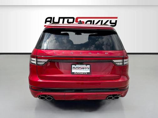 RED CARPET MET TC 2025 Lincoln Aviator Reserve AWD