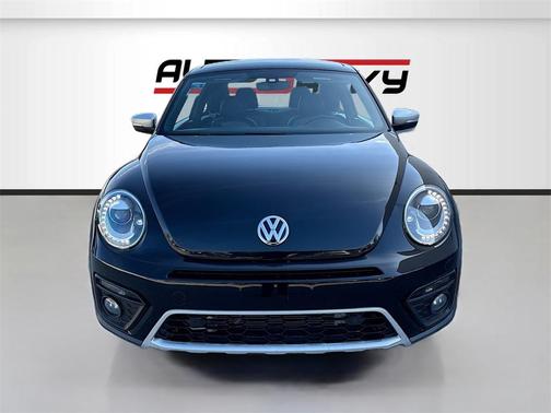 2018 Volkswagen Beetle 2.0T Dune