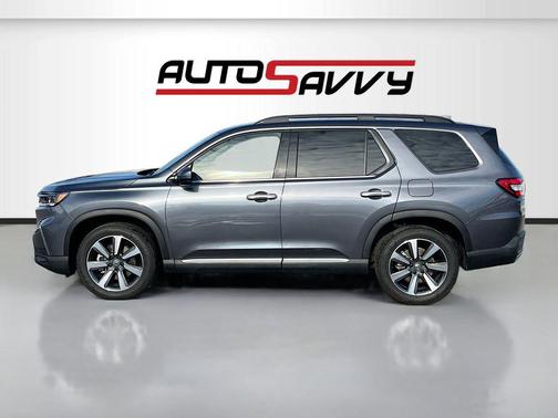Charcoal 2025 Honda Pilot Touring 8-Passenger