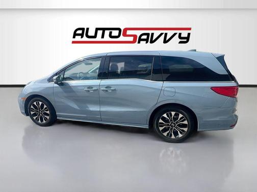 Gray 2025 Honda Odyssey Elite