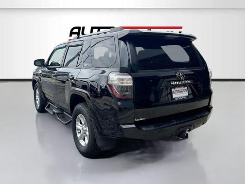 Midnight Black Metallic 2019 Toyota 4Runner SR5 Premium