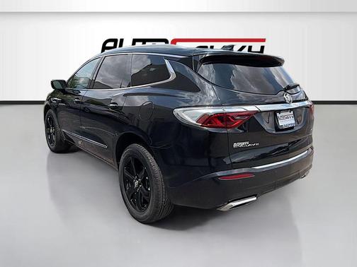 Ebony Twilight Metallic 2023 Buick Enclave Essence FWD