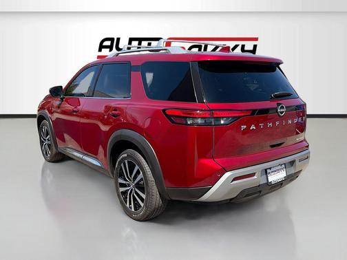 Scarlet Ember Tintcoat 2023 Nissan Pathfinder Platinum FWD