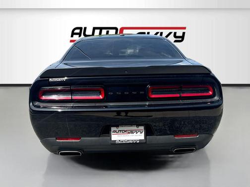 Pitch Black Clearcoat 2023 Dodge Challenger SXT