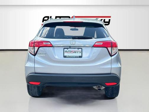 Lunar Silver Metallic 2022 Honda HR-V EX