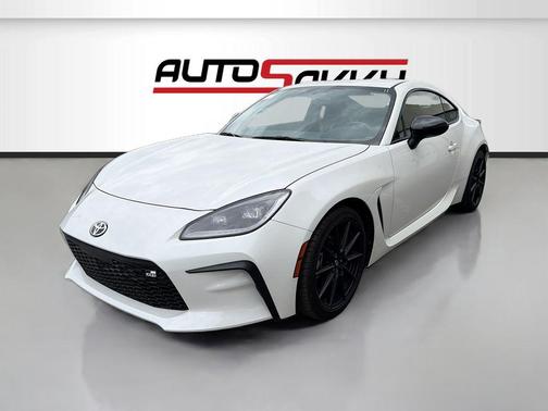 Halo 2023 Toyota GR86 Premium