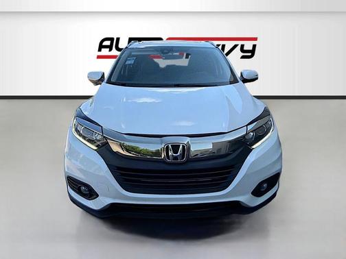 Platinum White Pearl 2021 Honda HR-V EX