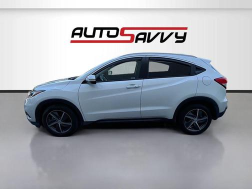 Platinum White Pearl 2021 Honda HR-V EX