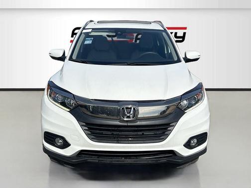 Platinum White Pearl 2021 Honda HR-V EX