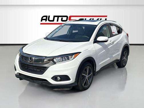 Platinum White Pearl 2021 Honda HR-V EX