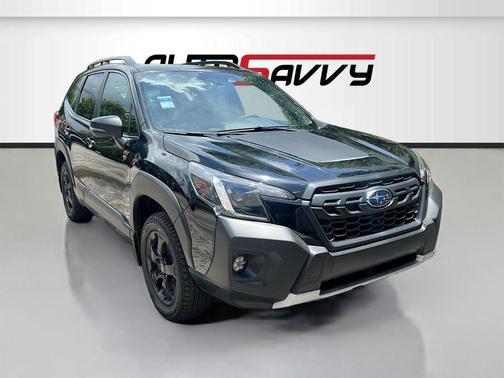 Crystal Black Silica 2023 Subaru Forester Wilderness