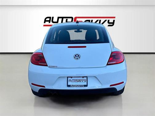 2018 Volkswagen Beetle 2.0T S
