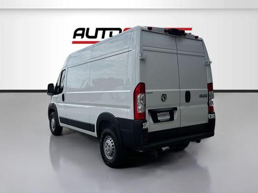 Bright White Clearcoat 2025 RAM ProMaster 1500 Base