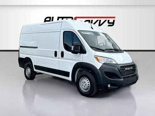 Bright White Clearcoat 2025 RAM ProMaster 1500 Base