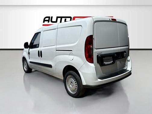 Bright White 2022 RAM ProMaster City Tradesman