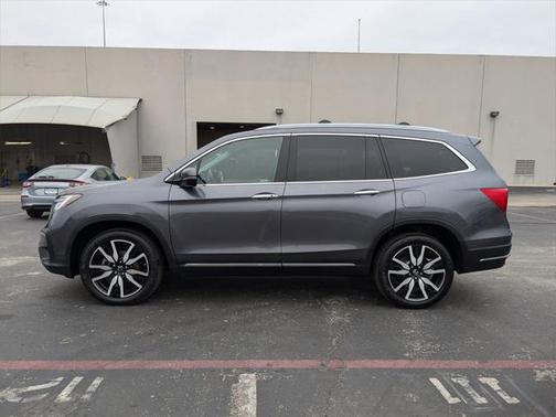 2021 Honda Pilot Touring 8-Passenger