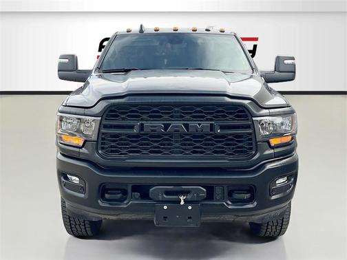 2024 RAM 2500 Tradesman Crew Cab 4x4 6'4' Box