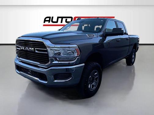 2021 RAM 2500 Big Horn Crew Cab 4x4 6'4' Box