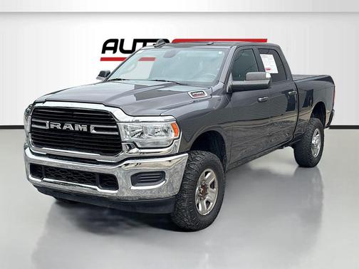 Granite Crystal Metallic Clearcoat 2021 RAM 2500 Big Horn Crew Cab 4x4 6'4' Box