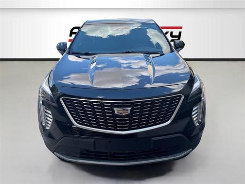 2022 Cadillac XT4 Luxury