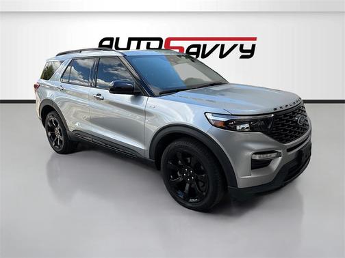 2023 Ford Explorer ST-Line