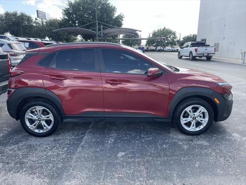2021 Hyundai KONA SEL