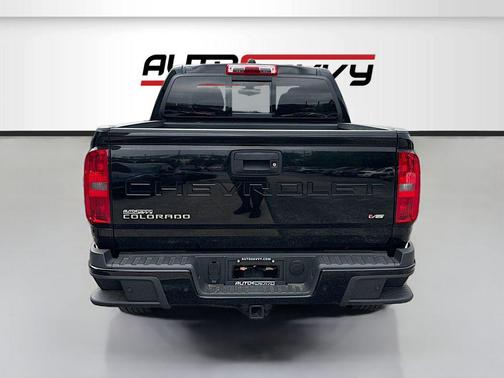 Black 2022 Chevrolet Colorado Z71