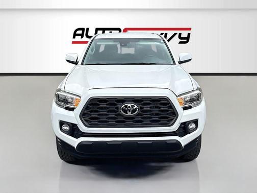 Super White 2021 Toyota Tacoma SR5