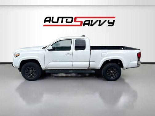 Super White 2021 Toyota Tacoma SR5