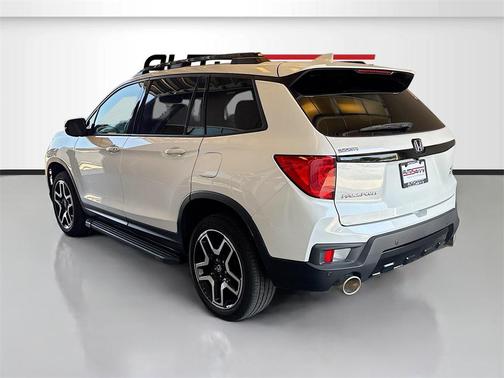 2023 Honda Passport AWD Elite