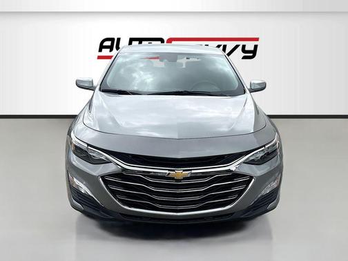 Sterling Gray Metallic 2025 Chevrolet Malibu FWD RS