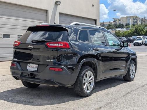 2015 Jeep Cherokee Sport