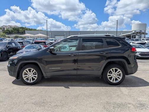 2015 Jeep Cherokee Sport