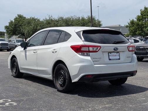 2019 Subaru Impreza 2.0i