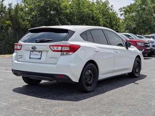 2019 Subaru Impreza 2.0i