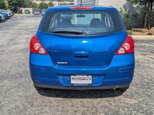2010 Nissan Versa 1.8 S
