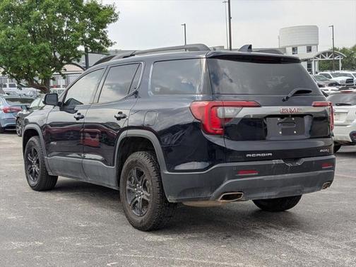2021 GMC Acadia AWD AT4