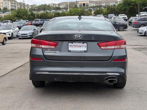 2020 Kia Optima LX