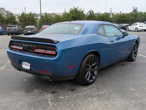 2022 Dodge Challenger SXT