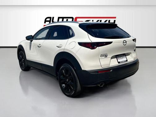 Snowflake White Pearl Mica 2023 Mazda CX-30 2.5 Turbo Premium Package