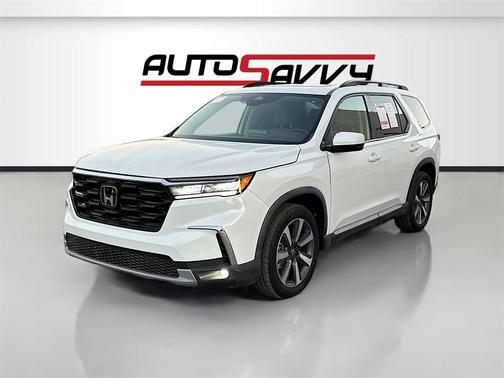 2024 Honda Pilot Touring 8-Passenger