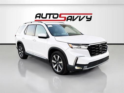 2024 Honda Pilot Touring 8-Passenger