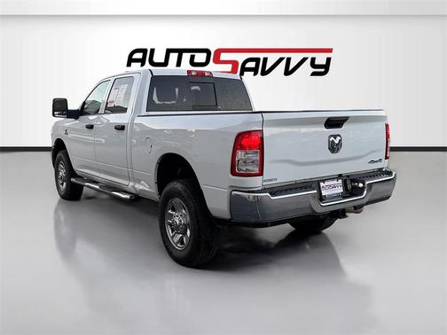 2024 RAM 3500 Tradesman Crew Cab 4x4 6'4' Box