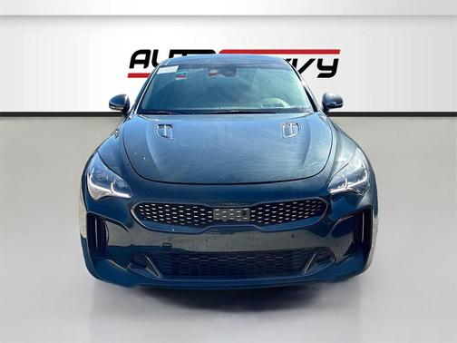 2023 Kia Stinger GT2