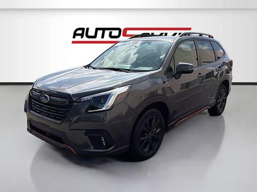 Magnetite Gray Metallic 2023 Subaru Forester Sport