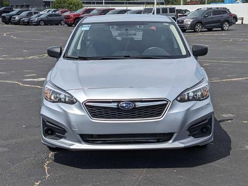 2019 Subaru Impreza 2.0i